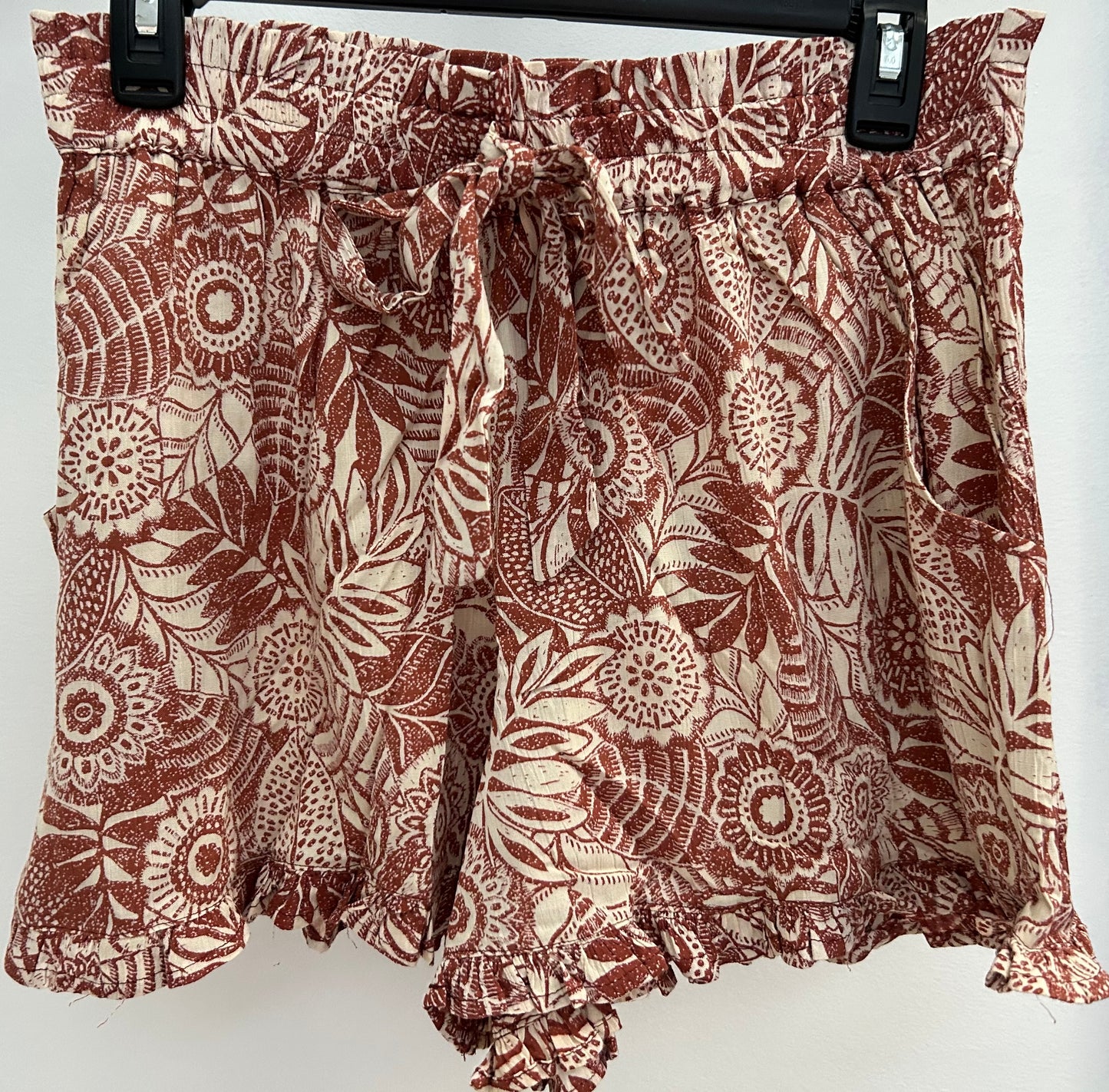 Drawstring Waist Shorts with Ruffled Hem